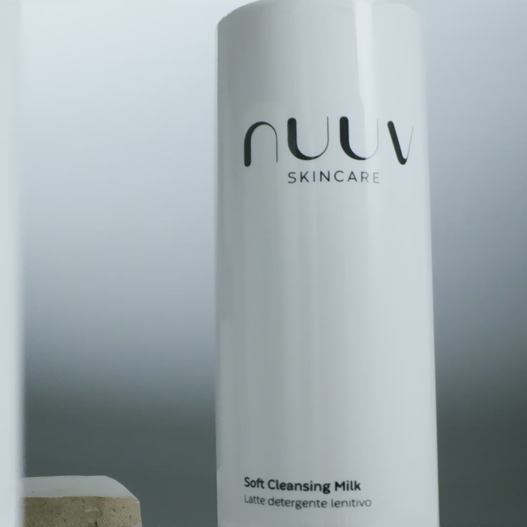 Carica video: Soft Cleansing Milk